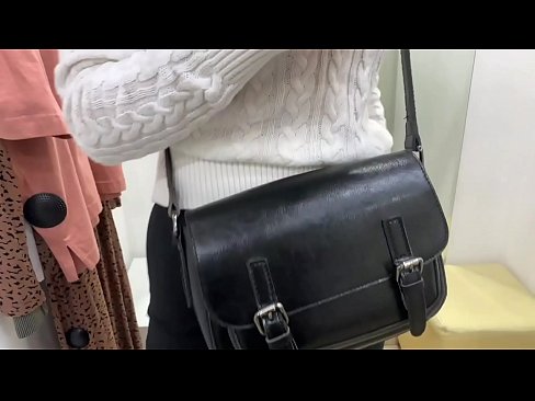❤️ Публична мастурбация на младата кучка FeralBerry с вибратор в стаята за обличане ❤❌ Порн видео в bg.sex78.ru